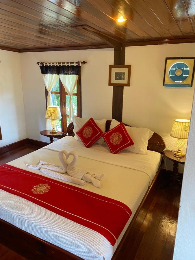 Soutikone Place House 2 Luang Prabang Luaran gambar