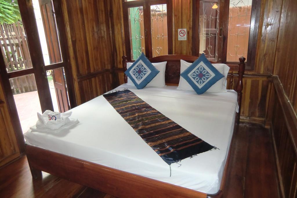 Soutikone Place House 2 Luang Prabang Luaran gambar