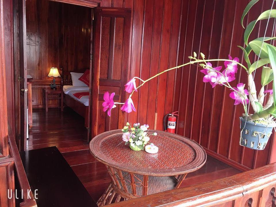 Soutikone Place House 2 Luang Prabang Luaran gambar